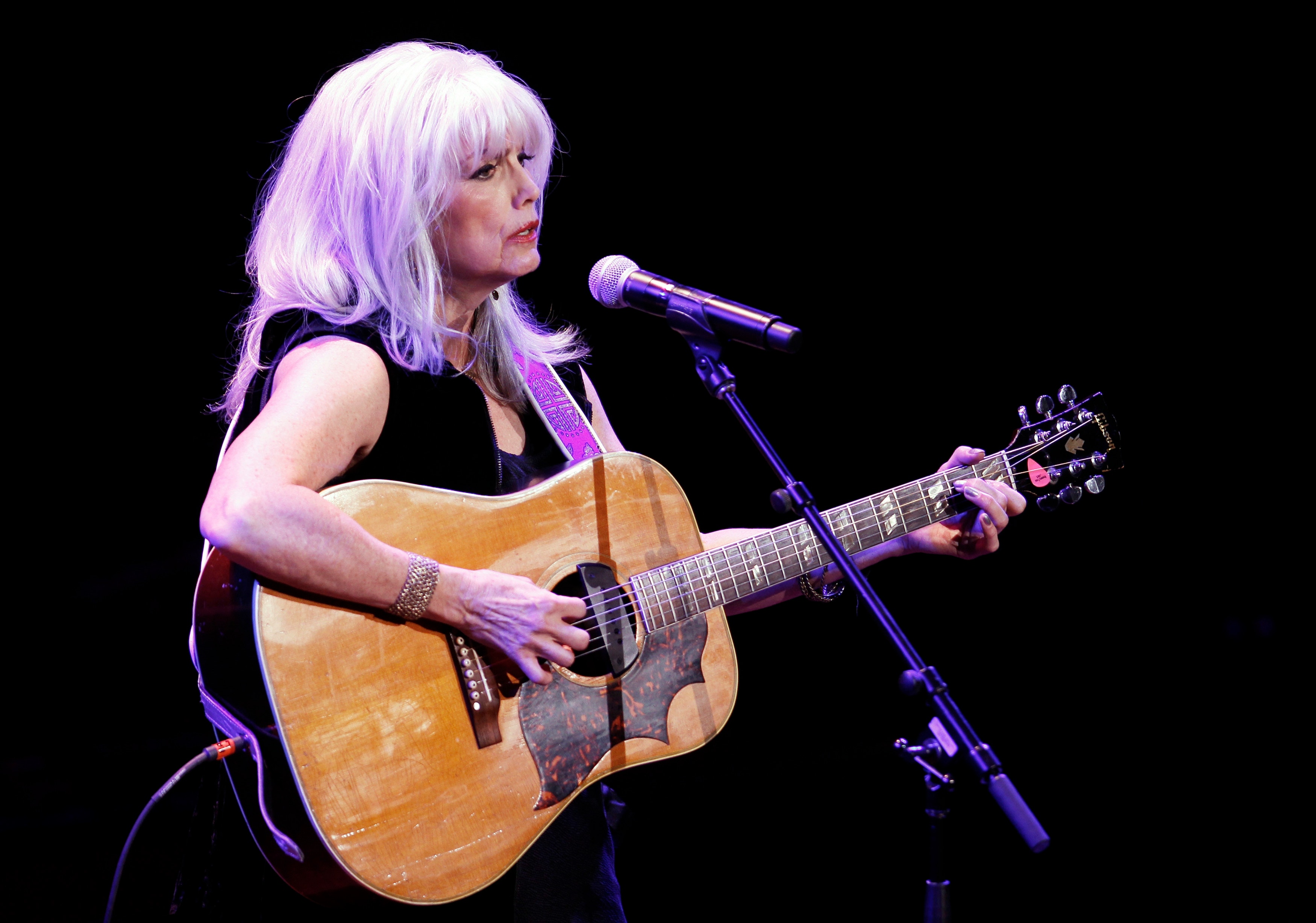 Emmylou Harris Reuters 660.JPG